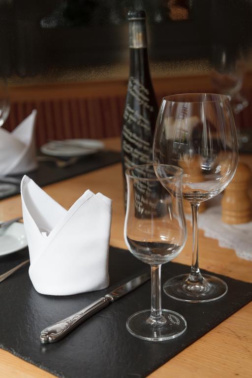 Hotel Restaurant Lindenhof Bad Laasphe Bagian luar foto