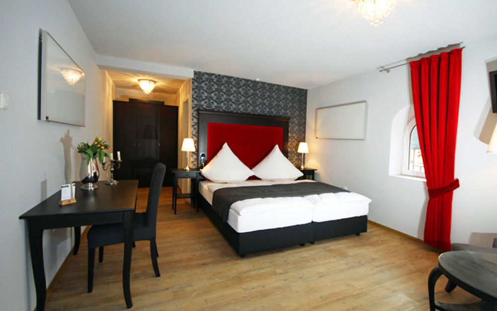 Hotel Restaurant Lindenhof Bad Laasphe Bagian luar foto