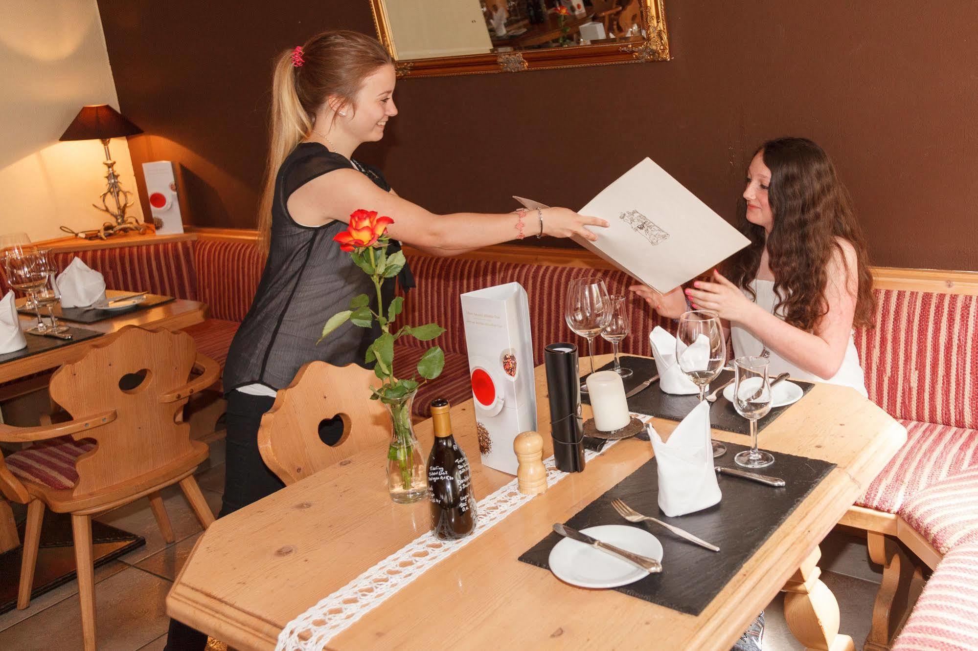 Hotel Restaurant Lindenhof Bad Laasphe Bagian luar foto
